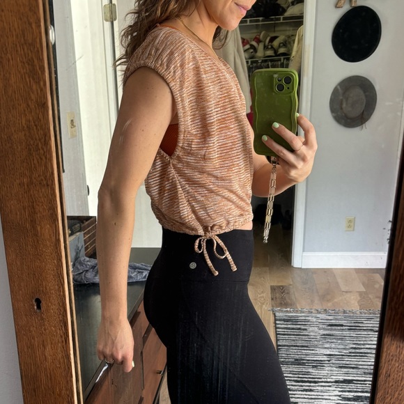 New! Free People movement cinched waist muscle tee w/back cutout - Picture 7 of 9